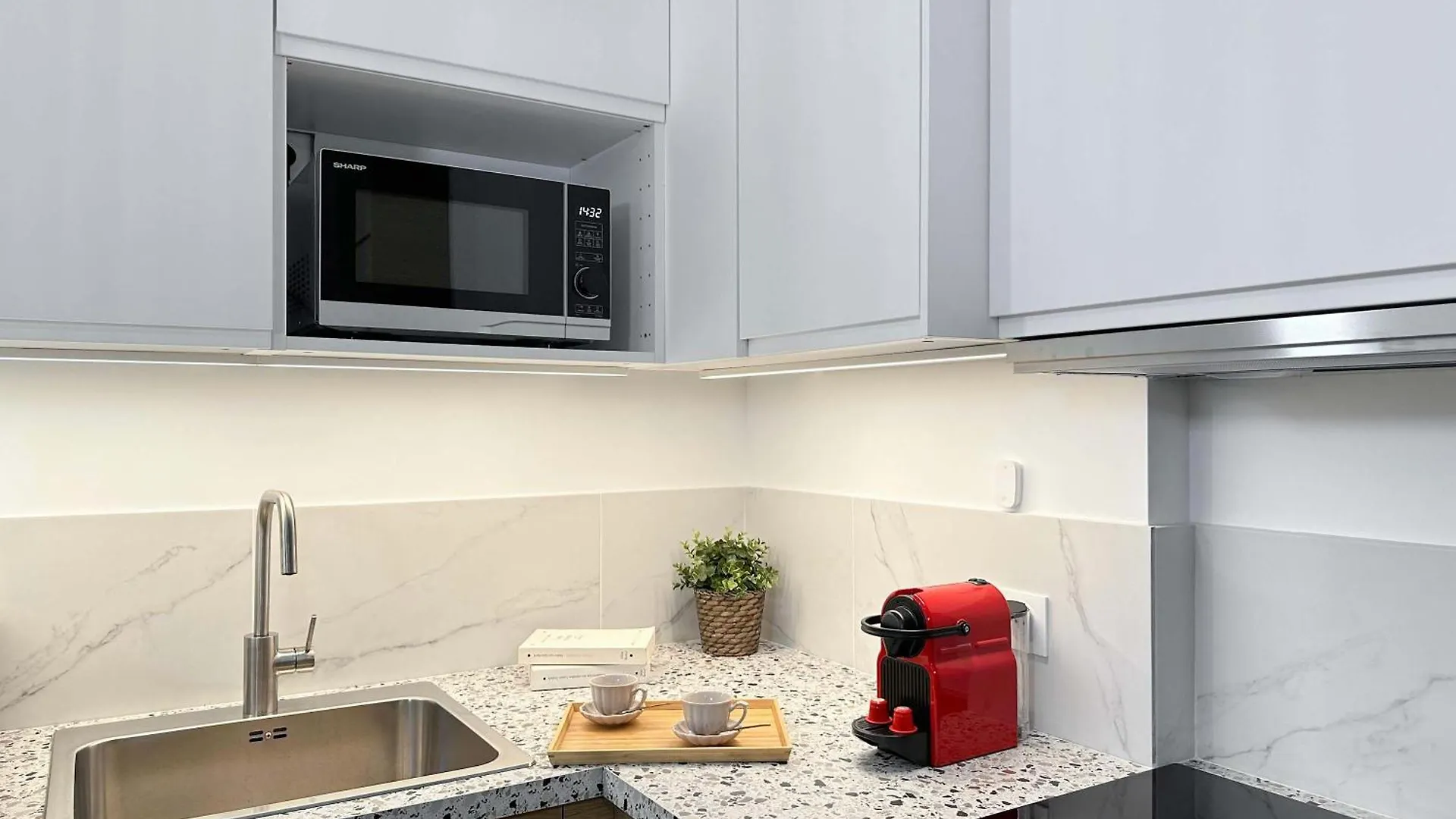 Brand New Flat Near Eiffel Tower