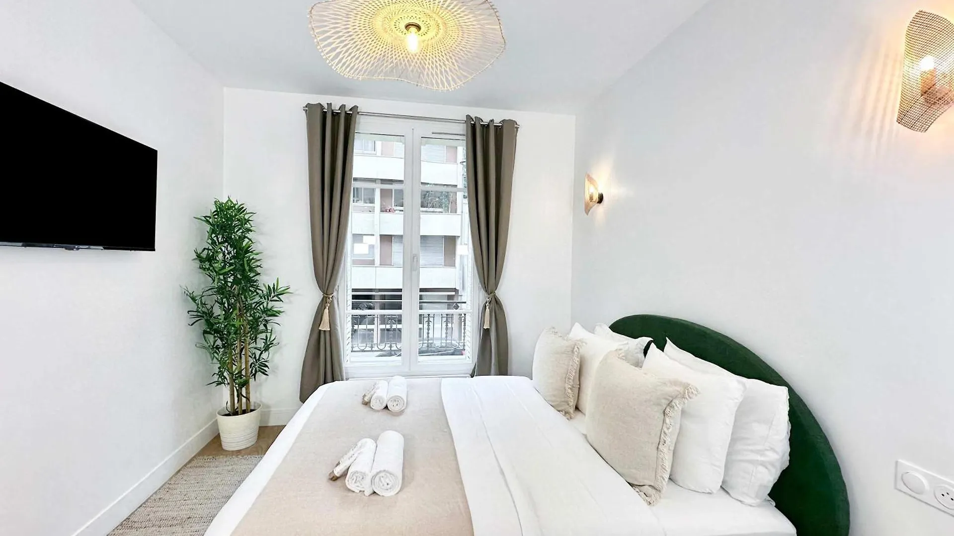 Brand New Flat Near Eiffel Tower * Paris